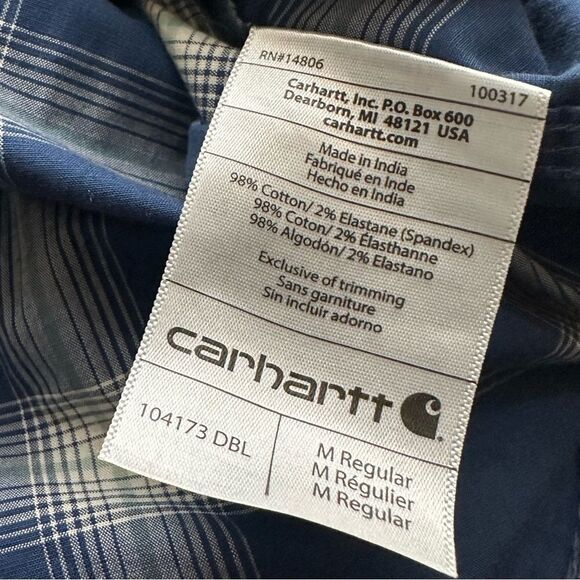 Carhartt Medium Blue-White Plaid Short Sleeve Double Pocket Shirt. - Picture 4 of 5